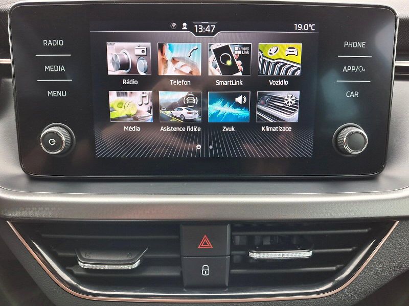 Škoda Scala (2023) Style DSG 1,5TSi 110kW - fotka 21 z 33