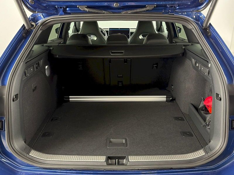 Volkswagen Passat (2026) R-Line 2.0 TDI 142kW 4Motion D - fotka 39 z 44