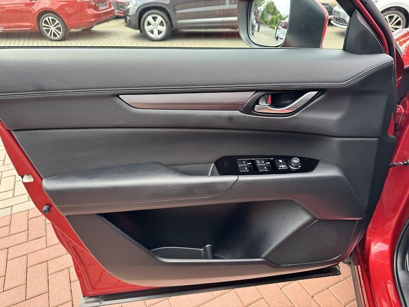 Mazda CX-5 (2017) 2.0 G-165 LED Navi Kamera Blis - fotka 29 z 48
