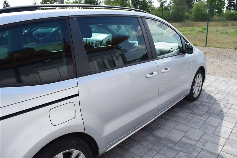 Seat Alhambra 2,0 TDI 100KW 7MÍST TOP VÝBAVA - fotka 10 z 50