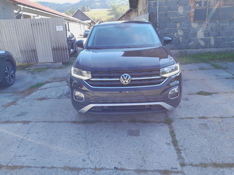 Volkswagen T-Cross (2021) 1,5 TSI DSG  - fotka 1 z 19