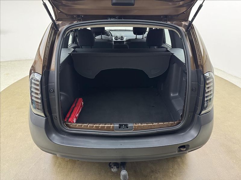 Dacia Duster 1,6 i 77kW AC LED TAŽNÉ KAMERA - fotka 33 z 33