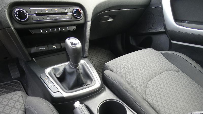 Kia Ceed 1.5 T-GDI 118kW Fresh - fotka 6 z 21