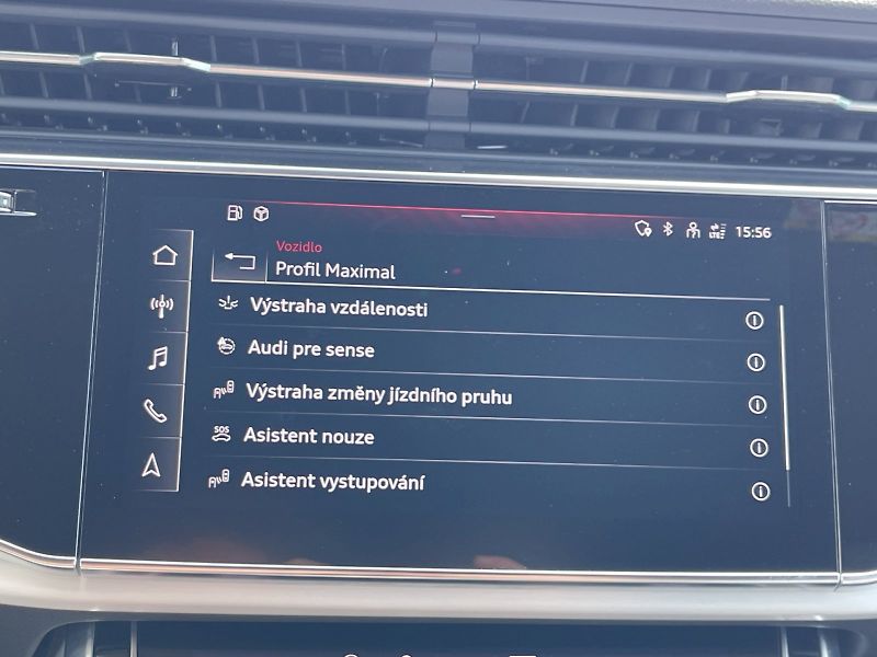 Audi Q8 (2023) 50 TDI 210 kW Quattro S-Line T - fotka 15 z 35