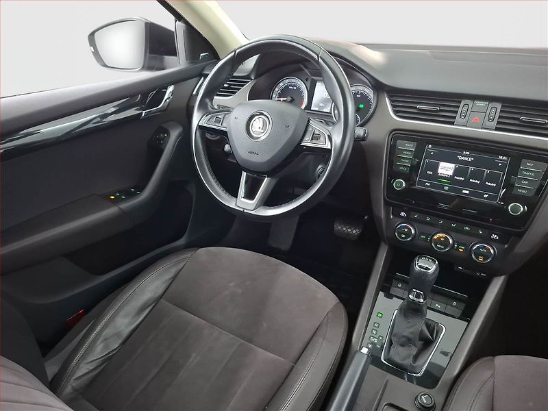 Škoda Octavia (2016) Laurin&Klement 2.0 TDI, 4X4 - fotka 7 z 21