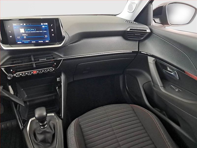 Peugeot 2008 (2023) 1.2 PureTech, ČR,1.maj - fotka 8 z 16