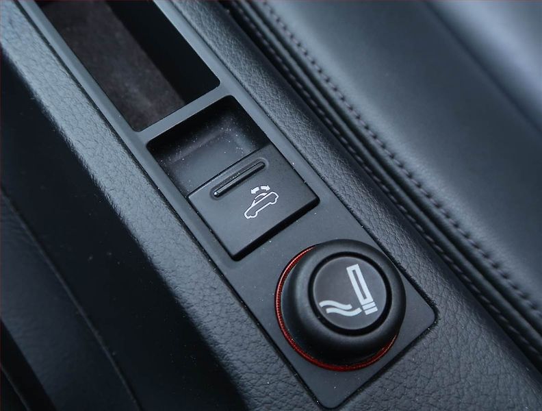 Audi A4 (2007) 2.0 TDI, Serv.kniha, Xenony - fotka 16 z 17