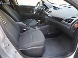 Renault Fluence (2012) 1.6 16V, Tempomat - náhled 9