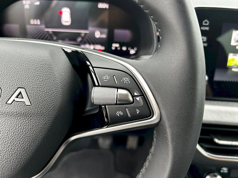 Škoda Kamiq (2025) 1.5 TSI 110kW MP6 Top Selectio - fotka 9 z 35