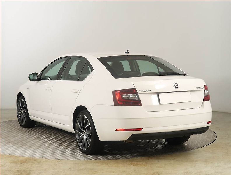 Škoda Octavia (2018) Laurin&Klement 1.4 TSI - fotka 4 z 24