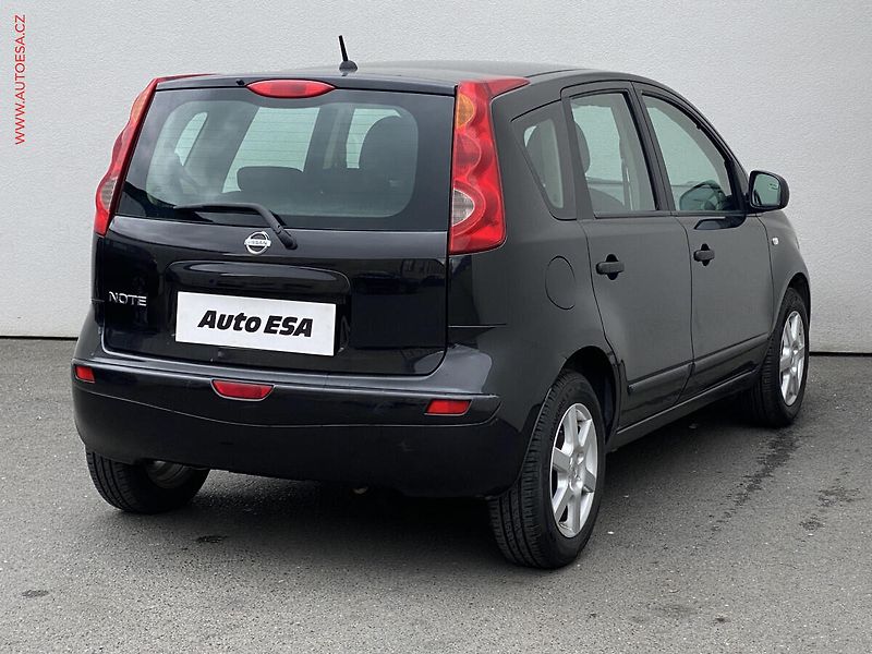 Nissan Note (2007) 1.4 i, AC - fotka 4 z 13