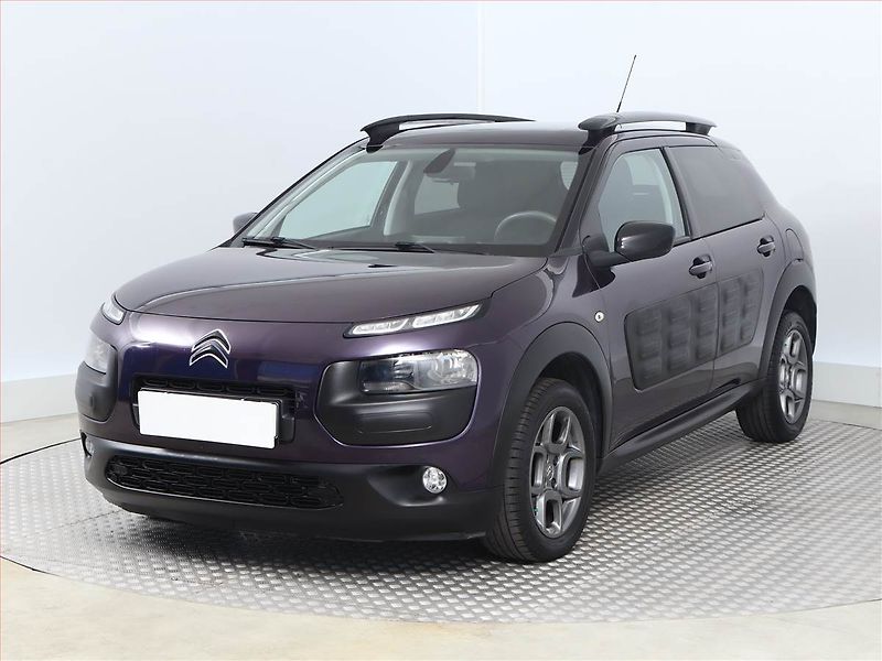 Citroën C4 Cactus (2016) 1.2 PureTech, Navi, Tempomat - fotka 2 z 12