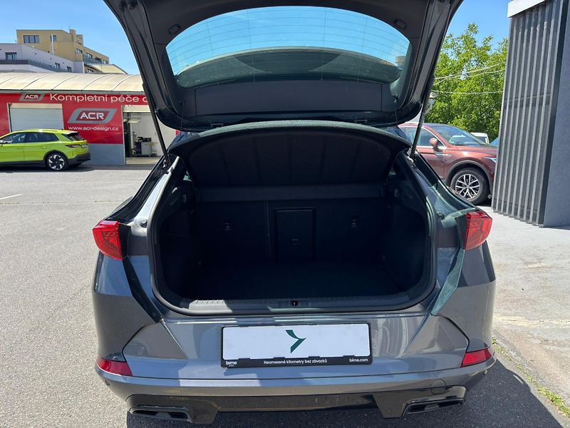 Cupra Formentor - fotka 18 z 18