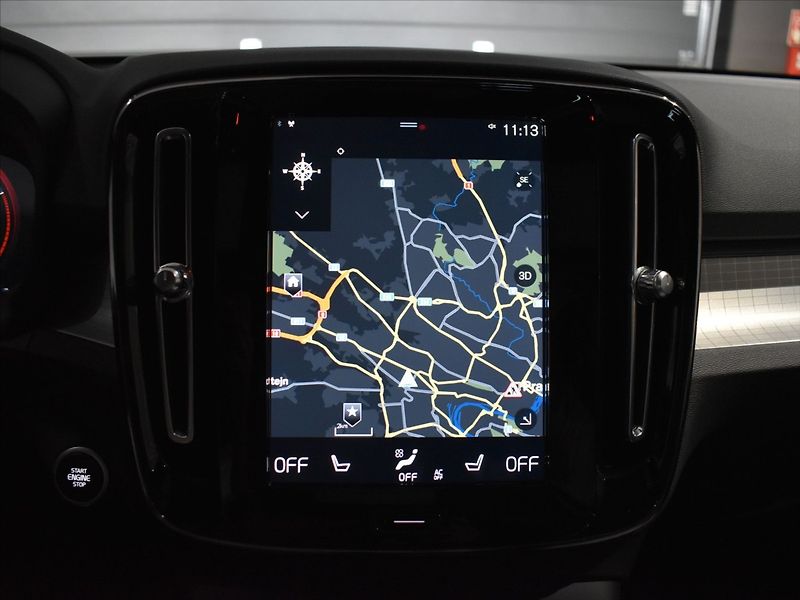 Volvo XC40 1,5 T2 Momentum Pro BLIS - fotka 16 z 23
