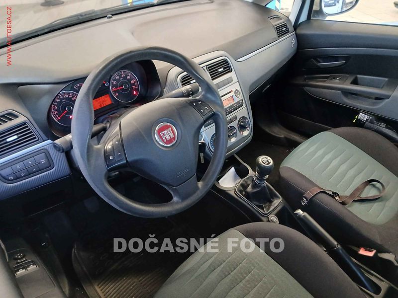 Fiat Punto (2009) 1.4i, Klima - fotka 3 z 3