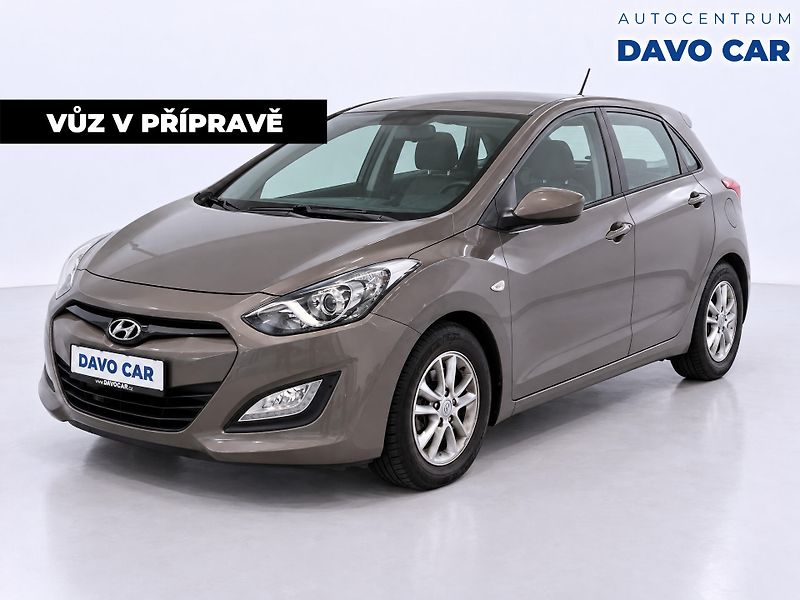 Hyundai i30 1,4 i 73kW CVVT Trikolor CZ - fotka 1 z 12