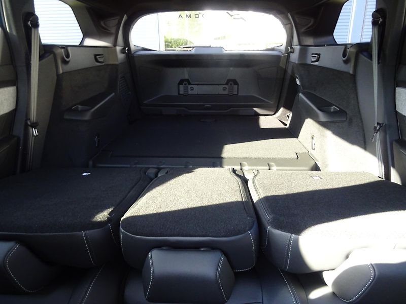 Peugeot 5008 (2026) GT Hybrid 145k SUMMER BLUE - fotka 16 z 50