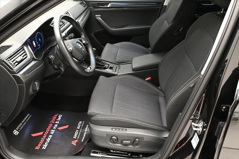 Škoda Superb 2,0 TDI 110kW Style DSG Záruka - fotka 13 z 31