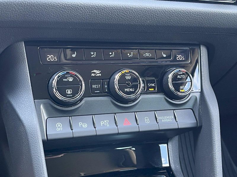Škoda Kodiaq (2022) 2.0 TDI 110 kW 4x4 DSG Style P - fotka 12 z 34