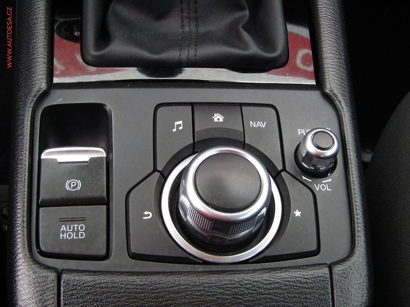 Mazda CX-3 (2019) 2.0i, ČR, LED, autoAC, temp - fotka 13 z 18