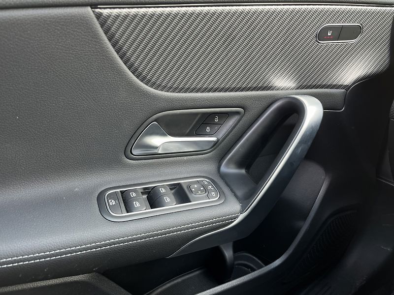 Mercedes-Benz Třídy A trida A 200 Progressive Line - fotka 13 z 21