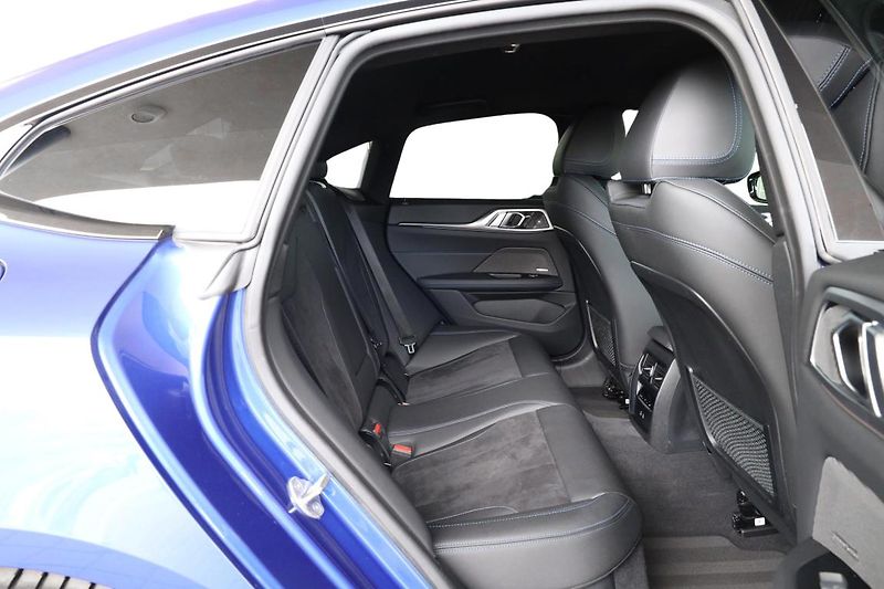 BMW Řada 4 M440i xDrive Gran Coupé - fotka 6 z 28