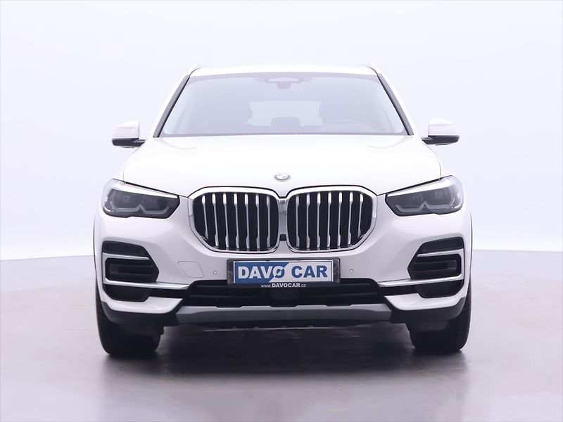 BMW X5 3,0 210kW XDrive30d CZ DPH - fotka 2 z 42
