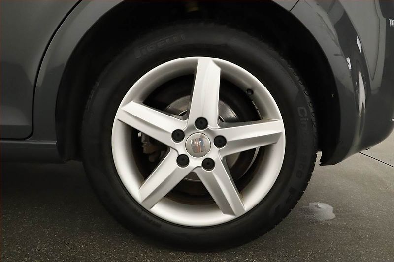 Seat Leon (2010) 1.4 TSI, ČR,1.maj, po STK - fotka 13 z 13