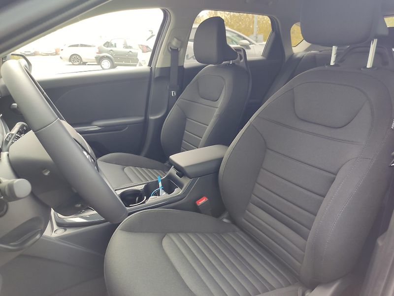 Kia K4 (2026) 1,0 T-GDi 7DCT EXCLUSIVE - fotka 4 z 6