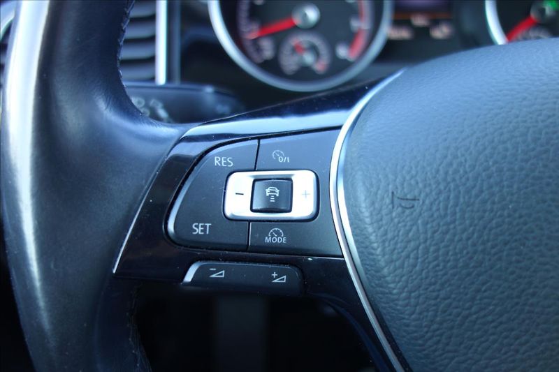 Volkswagen Golf Sportsvan 1,4 TSi 110KW,ČR,HIGHLINE,DSG. - fotka 32 z 51