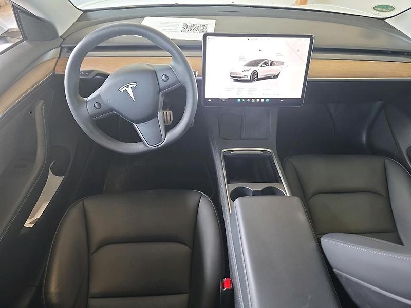 Tesla Model 3 PERFORMANCE 393kw SOH 95,0% - fotka 5 z 11