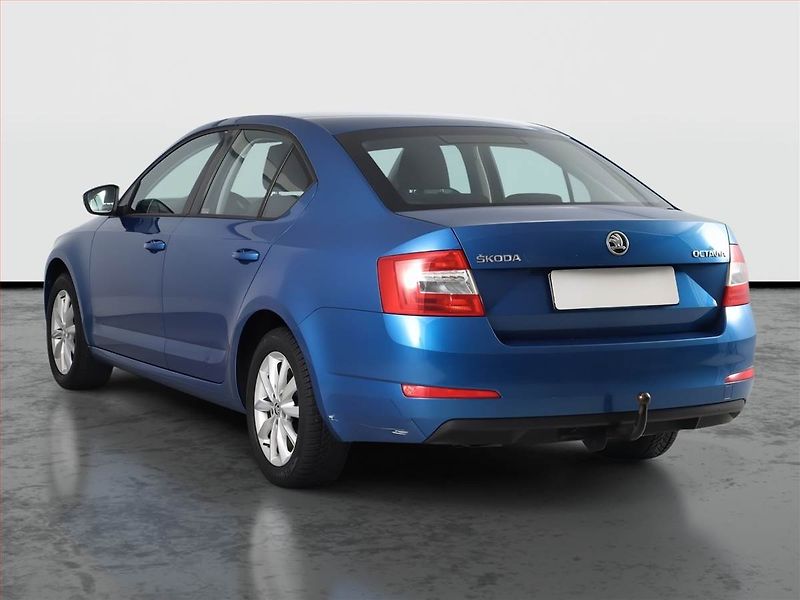Škoda Octavia (2014) Elegance 1.6 TDI, Tempomat - fotka 4 z 17