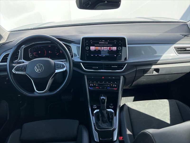 Volkswagen T-Roc 1,5 TSi 110 kW 7DSG STYLE  REZ - fotka 5 z 26