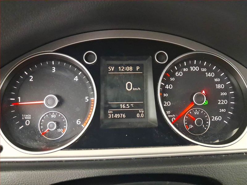 Volkswagen Passat (2012) Comfortline 2.0 TDI, Automat - fotka 11 z 18