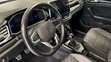 Volkswagen T-Roc (2024) R-Line 1.0 TSI 81kW - náhled 10