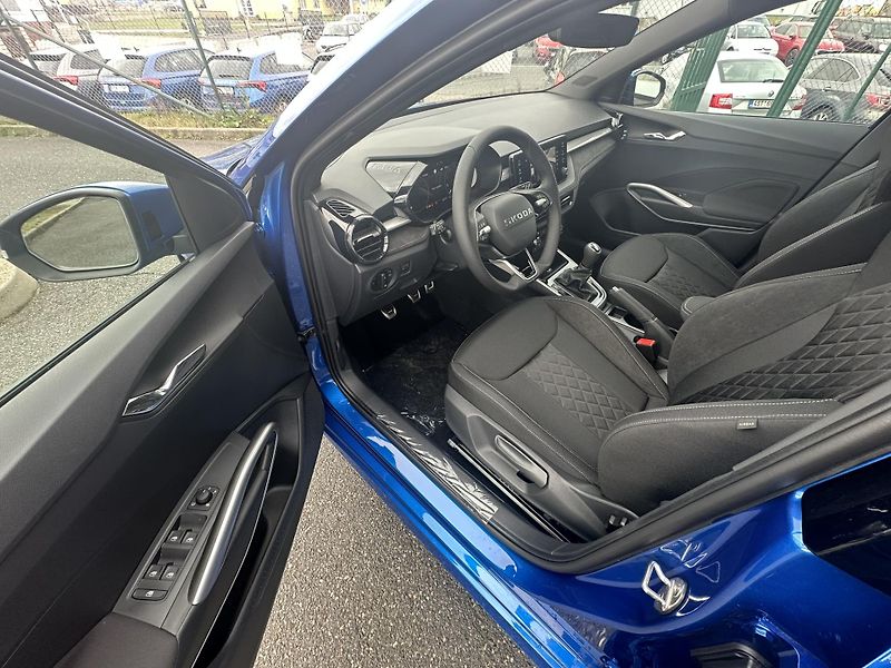 Škoda Fabia DYNAMIC 1.0TSI 85kW - fotka 6 z 8