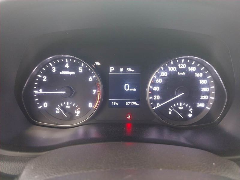 Hyundai i30 (2023) Smart 1.0 T-GDI - fotka 11 z 18
