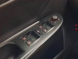 Volkswagen Passat (2008) 2.0 TDI, Automat, nová STK - náhled 17