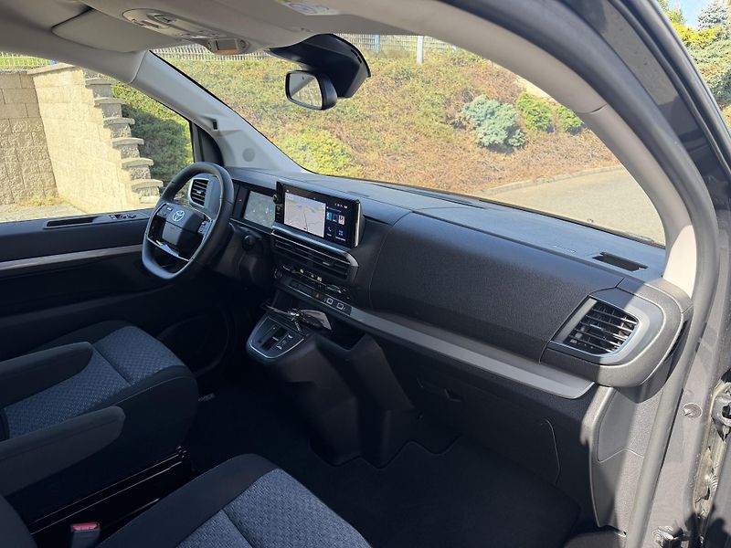 Toyota ProAce Verso 2,2D 132kW automat navi 8míst - fotka 14 z 22