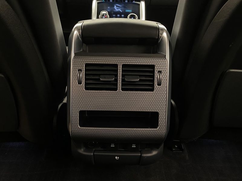 Land Rover Range Rover Sport 4.4 SDV8 HSE AWD AUT CZ - fotka 30 z 52
