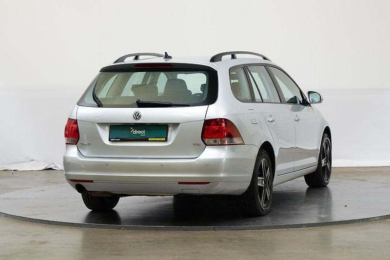 Volkswagen Golf - fotka 3 z 6
