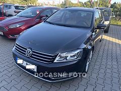 Volkswagen Passat (2011) 2.0TDi 4x4, AT, navi, bixen - fotografie inzerátu