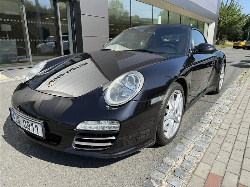 Porsche 911 3,6   Carrera 4 Cabrio (997/2) - fotka 2 z 26