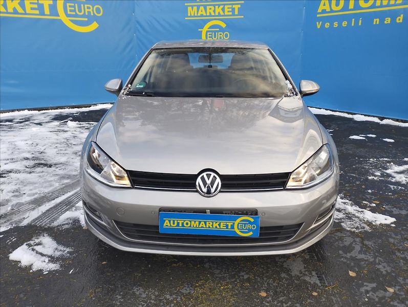 Volkswagen Golf 1,4 TSi 90KW - fotka 3 z 21