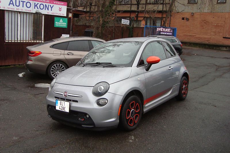 Fiat 500e (2017) - fotka 2 z 59