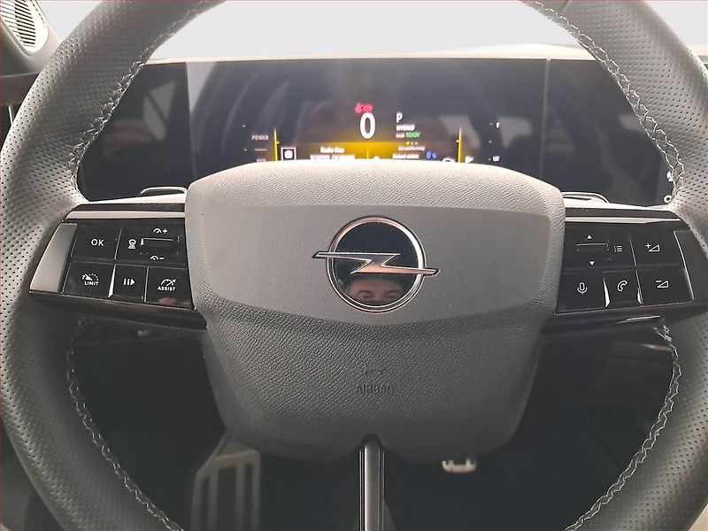 Volvo XC90 (2023) B5 AWD - fotka 19 z 20