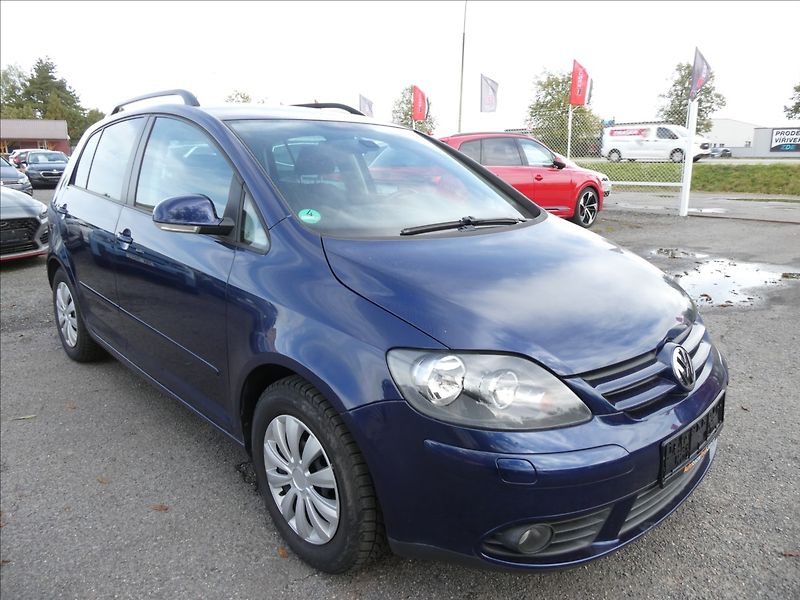 Volkswagen Golf Plus 1,4 TSi 90kW serviska - fotka 1 z 37