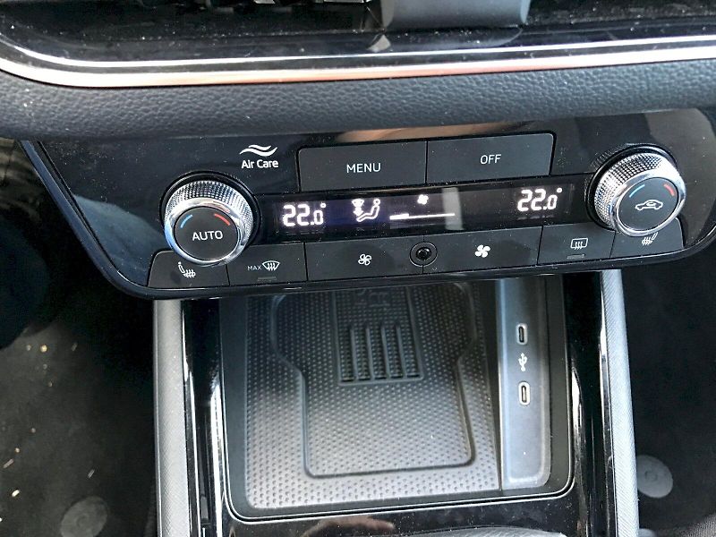 Škoda Kamiq (2025) SELEC TSI 110/1.5 A7F - fotka 23 z 27