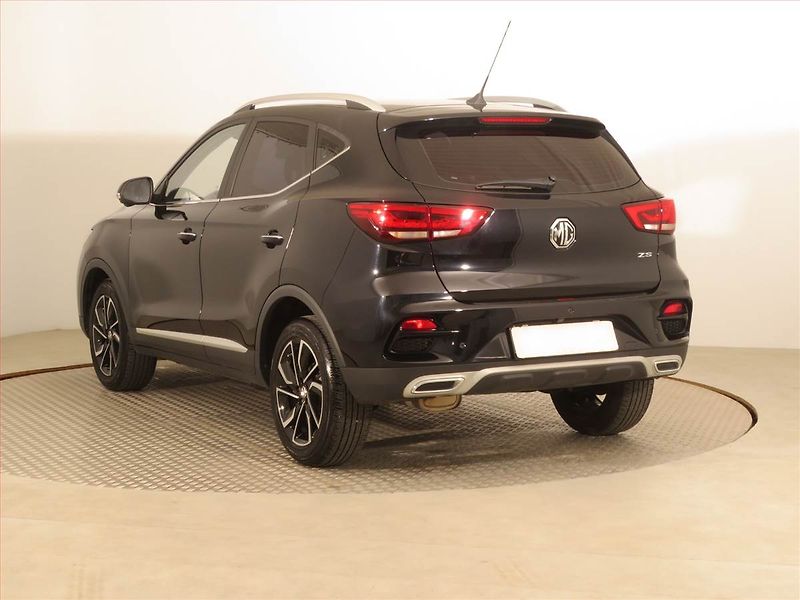 MG ZS (2025) Emotion Plus 1.5, Serv.kniha - fotka 4 z 16