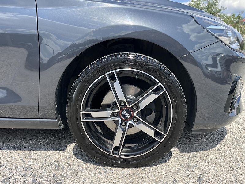 Hyundai i30 (2021) 1.6CRDI 85Kw 1.Majitel - fotka 9 z 20